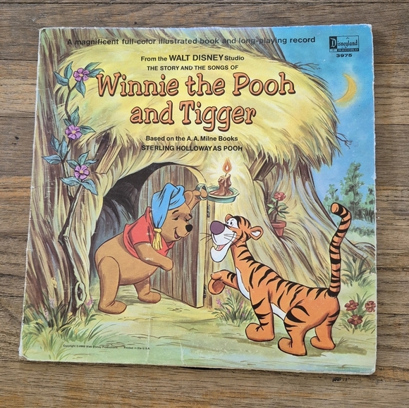 Walt Disney 'Winnie The Pooh' Book and Record + 'Merriest Songs' Record Only - Picture 1 of 12